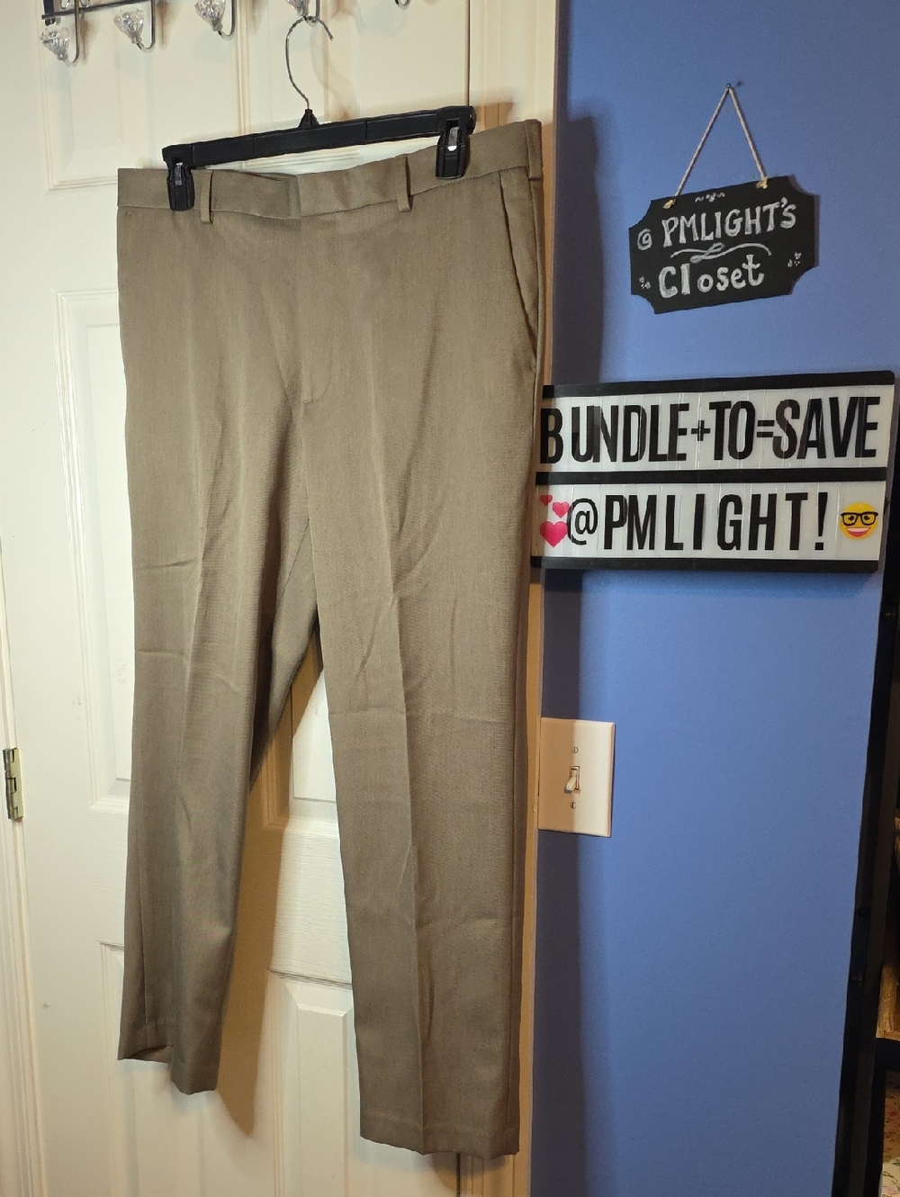 Van Heusen Traveler Classic Dress Pants Khaki 36x29